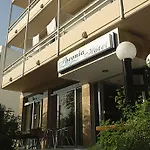 Theonia Szálloda 2*