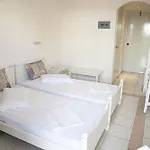 Hotel Theonia