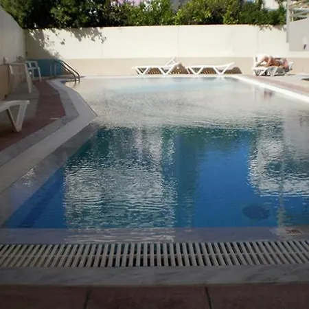 Hotel Theonia 2*