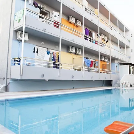 Theonia Otel 2*
