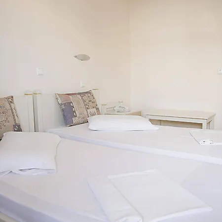 Theonia 2* İstanköy